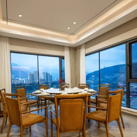 MaoXian·The Hidden House Hotel