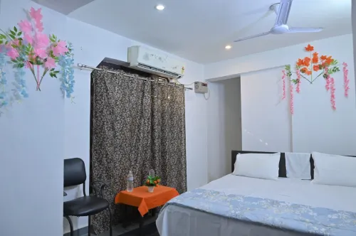 Jai Hind Guest House - 2-Star