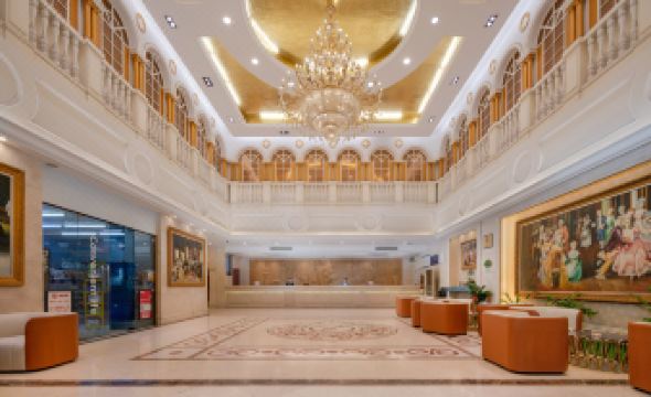 Vienna Hotel (Dongguan Tangxia Binfen Square)