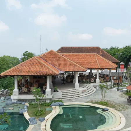 Novus Giri Puncak, Resort & Spa
