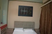 Comfortable Family maisonette 2 rooms2 beds Centre Hotels in Victoria
