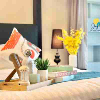 The Shore l Exclusive Private Garden l Luxury Suite l 4-9 pax l Melaka River View l Direct Mall l Jo Rooms