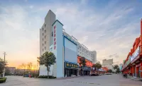 Yuncheng New District Business Hotel (Yanhu International Airport)