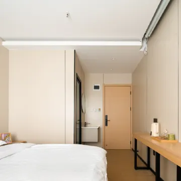 Shanghai Gem Hotel (Shanghai Pudong Airport Branch)