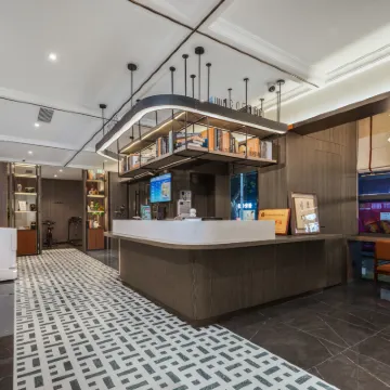 戴丁尊悅飯店（黃鶴樓武漢長江大橋店） 戶部巷附近的飯店