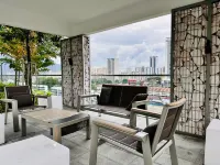 Urban Suite Cozy Family Homestay at Georgetown by URBAN STAYCATION LOD
