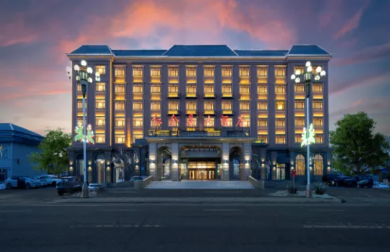 漠河紅金鼎大酒店