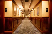 WOW HOTEL