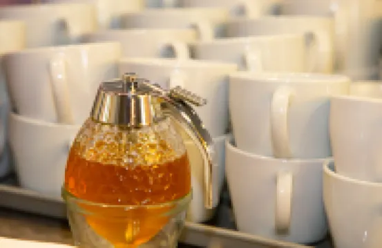 Hotel Regnum Residence Hotels near Chain Bridge