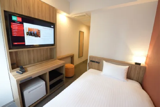 โรงแรม ฮากะตะ กรีน เท็นจิน