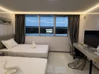 Golden Mango home Hotel Hotels near Ratchada Soi 6