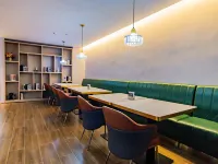VX Hotel (Lianyungang Haiyang Daxue Julong Road Hotel) - 3-Star