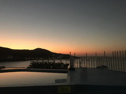 情海灣輕奢海景民宿（嵊泗嵊山枸杞大玉灣沙灘店） 公共區域 Photos