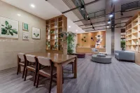 Lavande Hotel (Linyi Binhe East Road Yujing Shuicheng Branch)