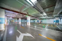 Turpan Hengze Hotel - parking