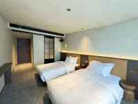 Poshe Inn