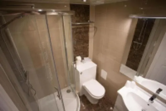 OYO The Bentleys Hotel