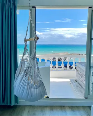 白嶼光日出海景民宿 酒店