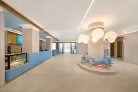 Hanting Hotel (Heihe Central Pedestrian Street Huafu Mall Store)