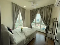 121 Residences by The Homez Near One Utama, Starling Mall, Atria