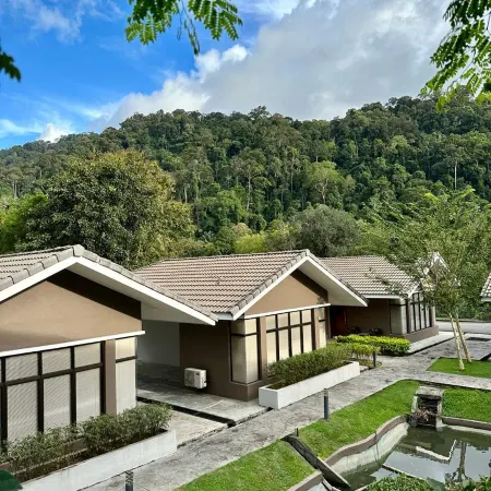Rebungan Resort Langkawi Отели рядом с достопримечательностью «Культурно-ремесленный комплекс»