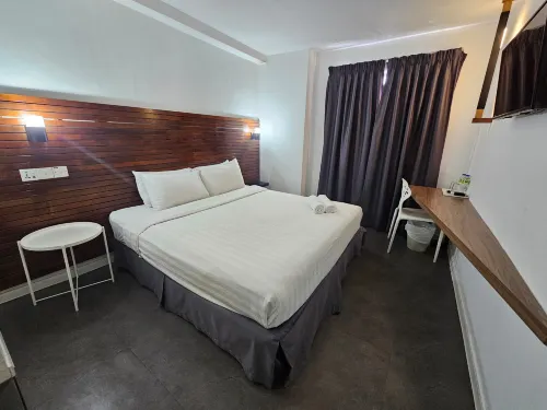 T Hotel Tandop