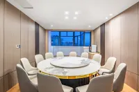 난창 텅왕거 인터내셔널 호텔 (바이광장 난창역)