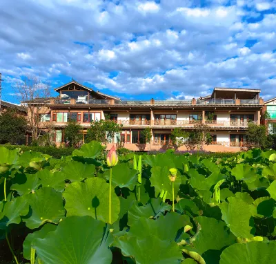 Puzhehei pinxiangge heyuan inn Hotels near Guanyin Cave