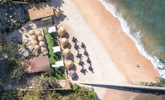 Mayaana Beach Resort Pattaya (Formerly known as Golden Tulip Pattaya Beachfront Resort)