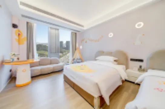 Xiangxiang Qin'ao Hotel (Hengqin Port Zhuhai International Convention and Exhibition Center Branch)