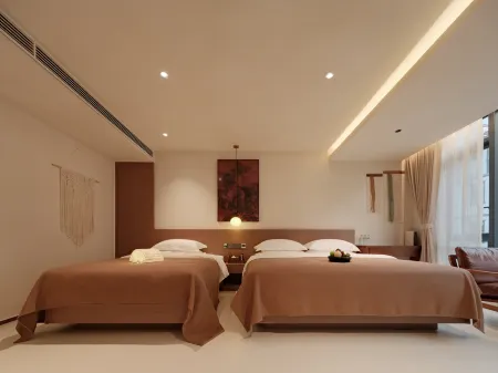 MOON RIDGE LNN Отели рядом с достопримечательностью «Laya Waterfall»