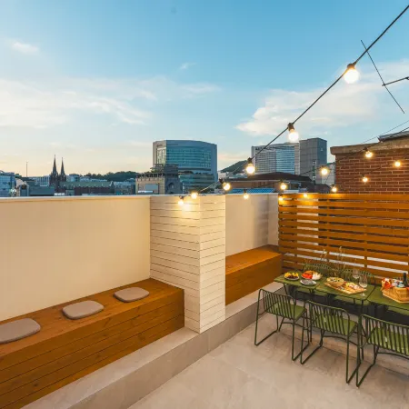 Sinchon Localfriends Hotel