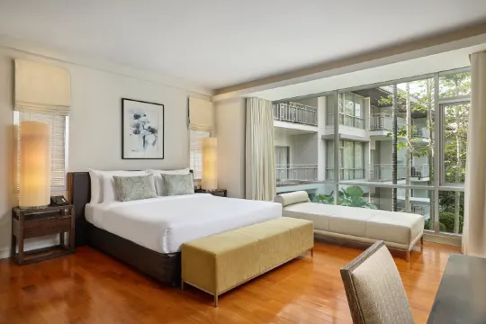 ห้องดีลักซ์สวีทแบบสามห้องนอน