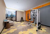 Haofeng Wyndham Hotel (Lincang Municipal Government Yulong Lake Park) - Gym