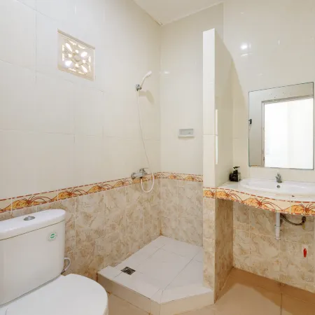 Urbanview Hotel Rasa Sayang Inn Tanjung Benoa Bali Отели рядом с достопримечательностью «Гавань Беноа»