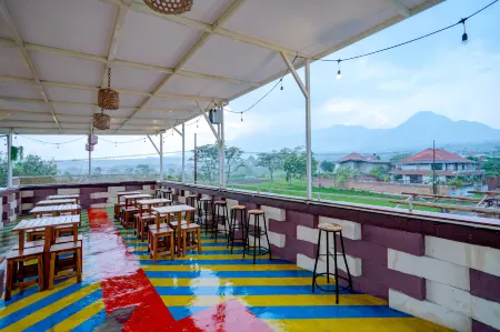 Grand Dream Cita Mandiri Syariah Отели в г. Junrejo