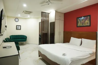 Elites Residency Hotels near Gurdwara Dehra Sahib Sri Guru Arjan Dev