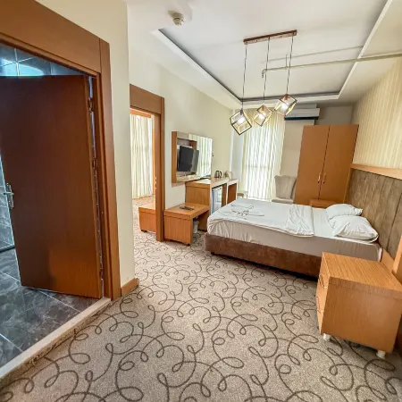 Ay Hanedan Hotel