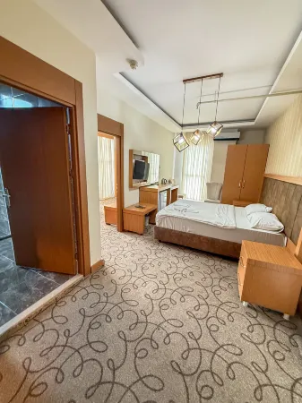 By Sultan Otel Отели рядом с достопримечательностью «Emir Sultan Cami»