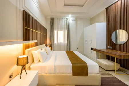 Abraj INN Royal Hotel Отели рядом с достопримечательностью «Qatar Philharmonic Orchestra»