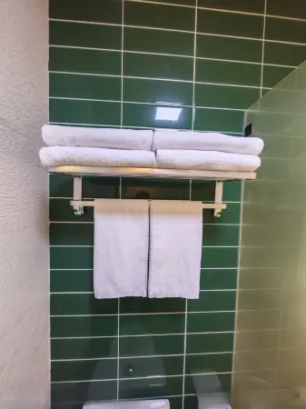 GreenTree (Huanghua Development Zone) Отели рядом с достопримечательностью «Bohai Polytechnic Vocational College»