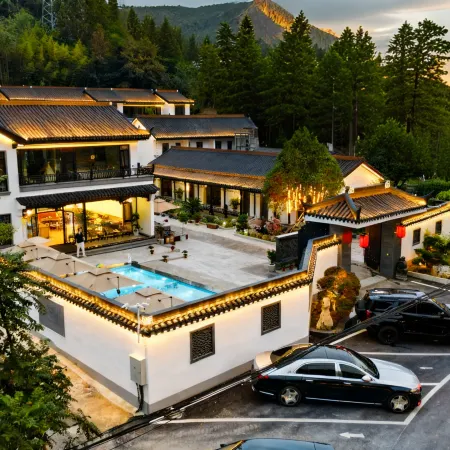 Qiyun Songyun Courtyard Villa Homestay (Ningguo Wannan Chuanzang Line)