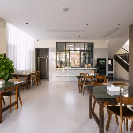 Mile Heyuan Elegant Residence (Dongfeng Yun Town Mile High-Speed Railway Station)