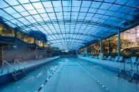 Jianmenguan International Hot Spring Hotel - Pools