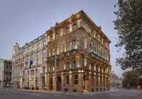 The College Green Hotel Dublin, Autograph Collection