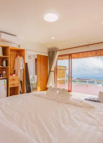 ห้องวิวภูเขา(เตียงควีนไซส์)