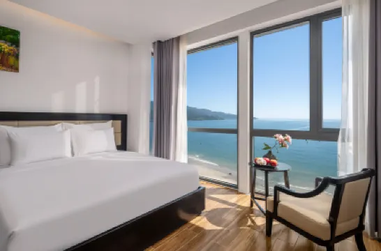 DAO NGOC BEACH HOTEL DA NANG Hotels near Nui Son Tra