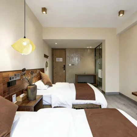 Hailuogou Yixiyun Homestay (Moxi Ancient Town Branch)
