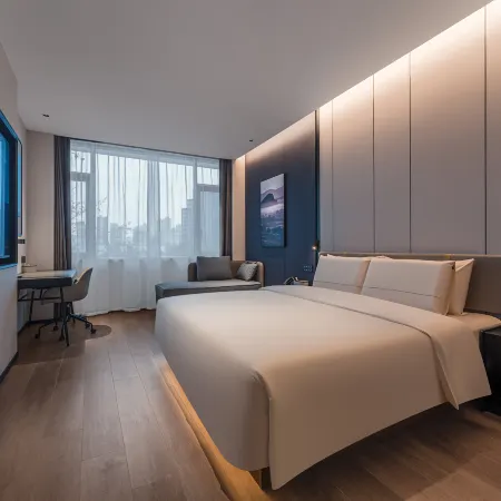 Wuhu Atour Hotel (Zhongshan Road Pedestrian Street Branch)