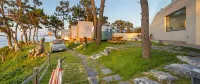 the moving Hotel dekat Pantai Imrang